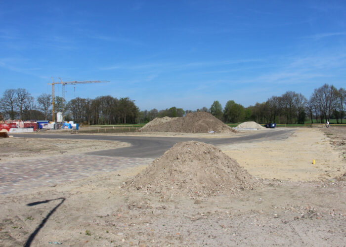 De eerste woningen